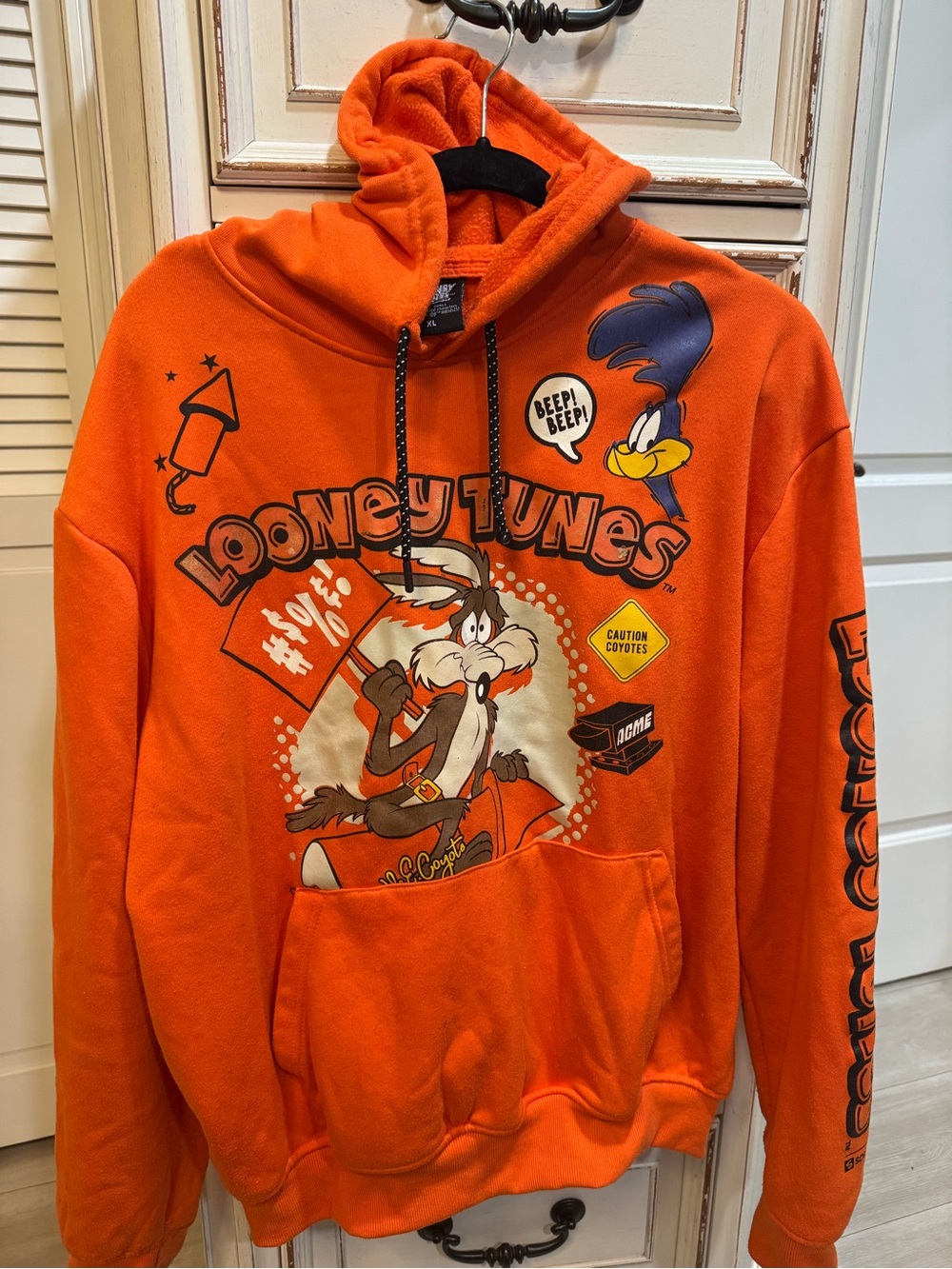 Warner Bros. Orange Looney Tunes Hoodie with Wile E. Coyote & Road Runner